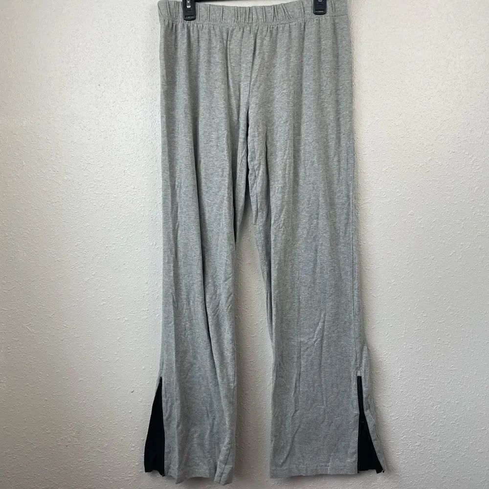 GAIAM Gray Sweatpants Size L EUC